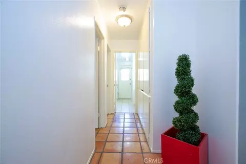 Entry Way - 18119 Calvert St, Tarzana, CA 91335 photo 3 of 3