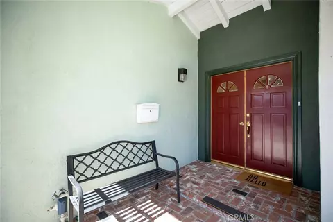 Entry Way - 18119 Calvert St, Tarzana, CA 91335 photo 2 of 3