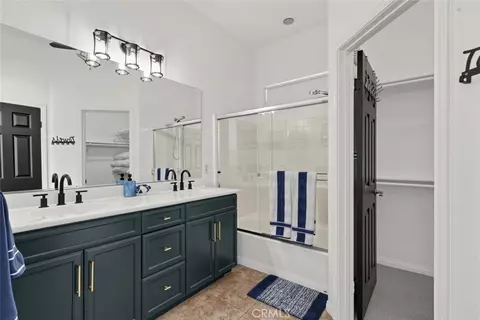 Bath - 80708 Foxglove Ln, Indio, CA 92201 photo 1 of 2