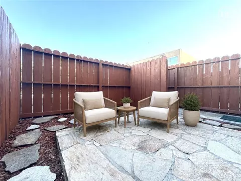 Exterior - 1560 Pine St #7, Concord, CA 94520 photo 1 of 6