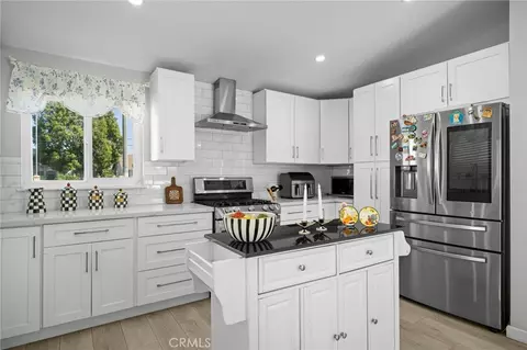 Kitchen - 9253 Arleta, Arleta, CA 91331 photo 3 of 5
