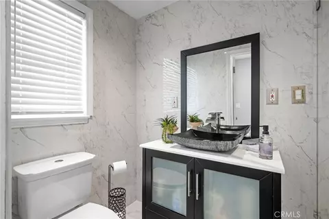 Bath - 9253 Arleta, Arleta, CA 91331 photo 1 of 3