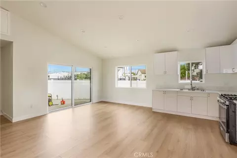 10957 Crockett, Sun Valley, CA 91352