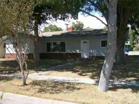 17446 Pine Ave, Fontana, CA 92335 photo 1
