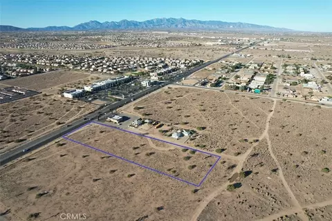 14236 Main St, Hesperia, CA 92345 photo 7