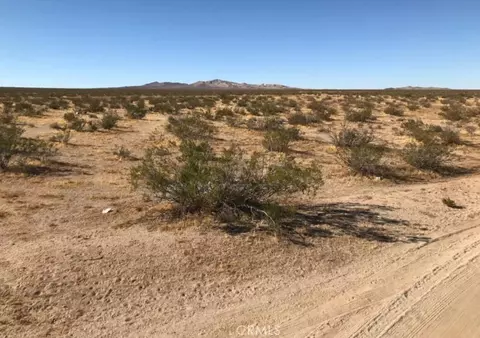 0 Crestview Dr, Adelanto, CA 92301 photo 3