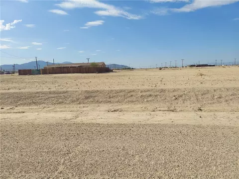 1291 Curtis Ave, Thermal, CA 92274 photo 4