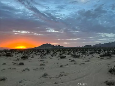 0 End St, Lucerne Valley, CA 92356
