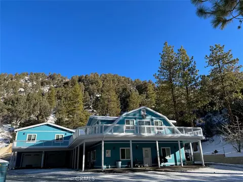800 Swarthout Canyonstate Hwy 2 Rd, Wrightwood, CA 92397
