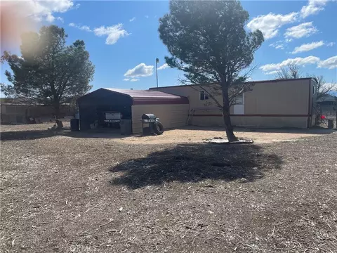 975 Calle De Amistad Rd, Adelanto, CA 92301