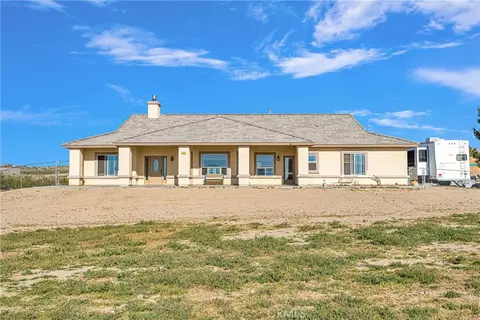 14921 Elderberry Dr, Oro Grande, CA 92368