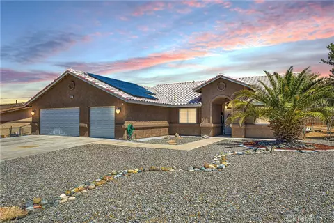 8957 Buckthorn Ave, Hesperia, CA 92345 photo 1