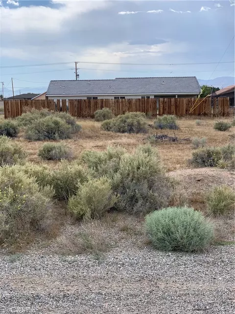 0 91st St, California City, CA 93505