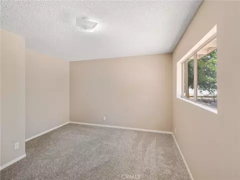 9345 10th Ave, Hesperia, CA 92345 photo 17