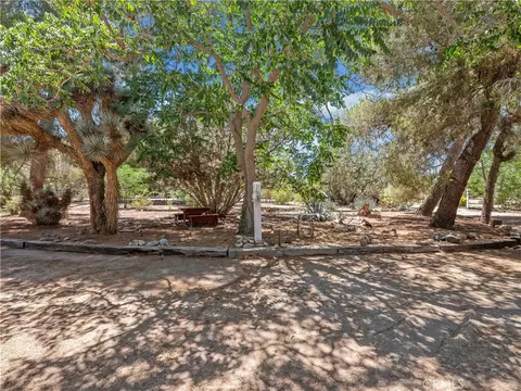 9345 10th Ave, Hesperia, CA 92345 photo 32