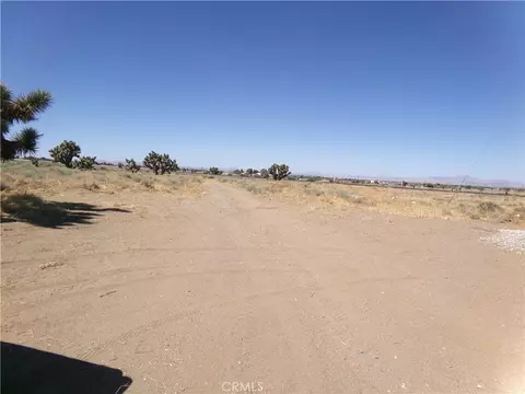 9176 Arrowhead Rd, Phelan, CA 92371 photo 6