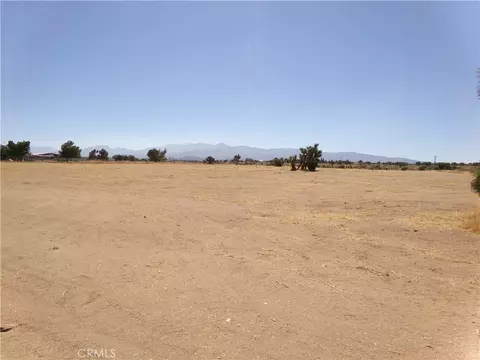 9176 Arrowhead Rd, Phelan, CA 92371