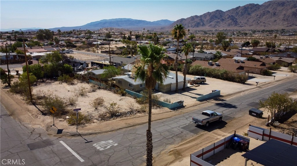 703 Sunnyslope Dr  