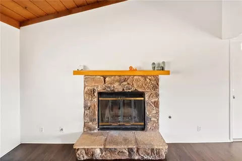 16341 Fremontia St, Hesperia, CA 92345 photo 7