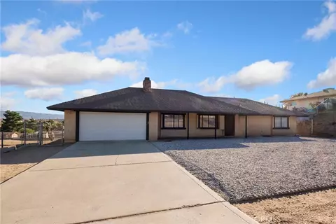 16341 Fremontia St, Hesperia, CA 92345 photo 4