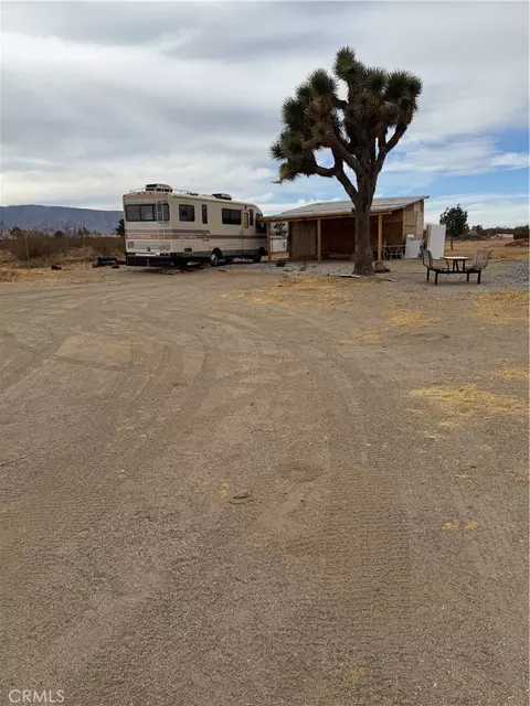 3185 Olivera Rd, Phelan, CA 92371