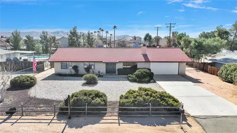 20645 Geronimo Rd, Apple Valley, CA 92308 photo 1