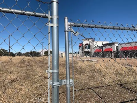 0 Caliente Rd, Hesperia, CA 92344