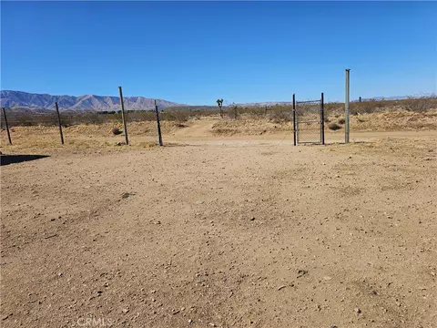 0 175th St E, Palmdale, CA 93591 photo 2