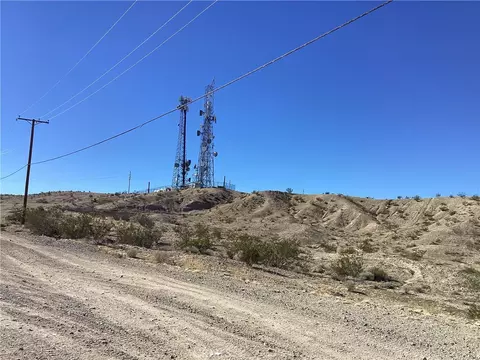 0 I, Barstow, CA 92311 photo 3