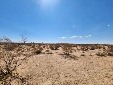 2025 Mcgarry Rd, Joshua Tree, CA 92252