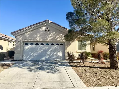 11083 Port Royale Ct, Apple Valley, CA 92308 photo 1