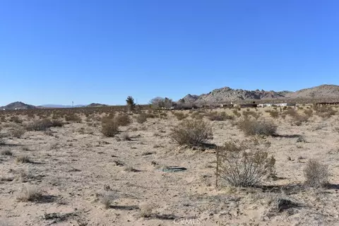 0 End Rd, Lucerne Valley, CA 92356
