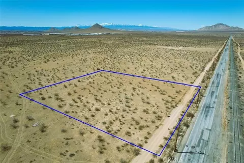 4 Quarry Rd, Apple Valley, CA 92307 photo 5