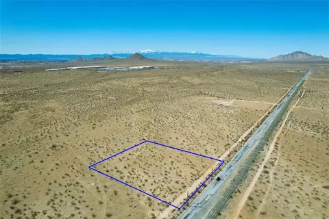 4 Quarry Rd, Apple Valley, CA 92307 photo 7