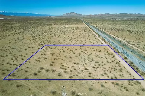4 Quarry Rd, Apple Valley, CA 92307 photo 3
