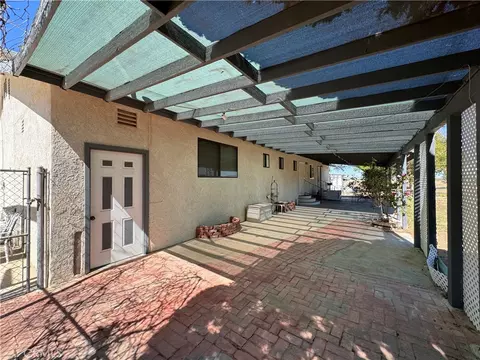 Exterior - 35648 Mountain View Rd, Hinkley, CA 92347 photo 14 of 16