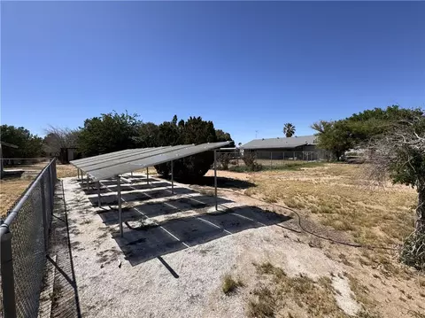 Exterior - 35648 Mountain View Rd, Hinkley, CA 92347 photo 16 of 16