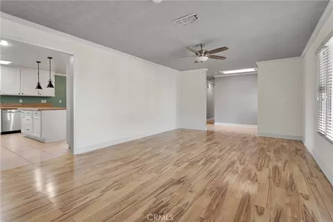 Living - 13206 Winona Rd, Apple Valley, CA 92308 photo 2 of 4