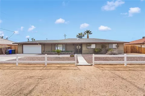 13206 Winona Rd, Apple Valley, CA 92308 photo 1