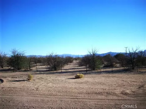 45527 Twin Lakes Dr, Newberry Springs, CA 92365