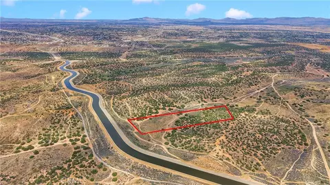 0 Near Las Flores, Hesperia, CA 92345