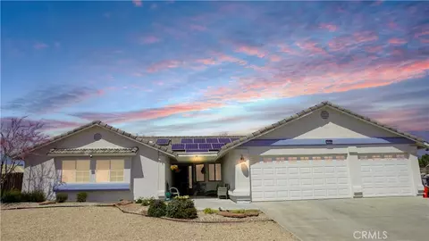 15588 Via Hermosa St, Hesperia, CA 92345 photo 1