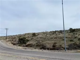 8450 Hwy 138, Phelan, CA 92371