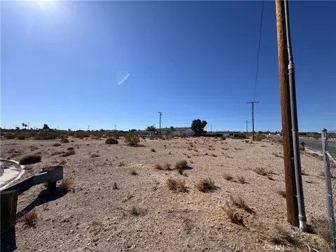 27751 Apache Ave, Barstow, CA 92311 photo 4