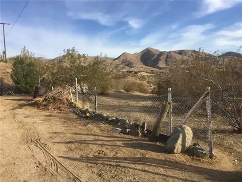 6719 Deep Creek Rd, Apple Valley, CA 92308 photo 8