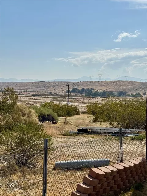 6719 Deep Creek Rd, Apple Valley, CA 92308 photo 5