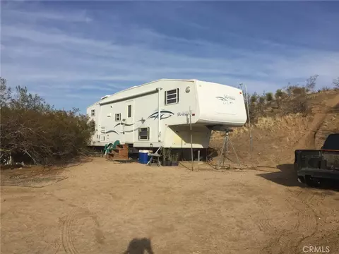6719 Deep Creek Rd, Apple Valley, CA 92308 photo 2