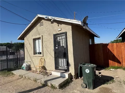 401 W Fredricks St, Barstow, CA 92311 photo 8