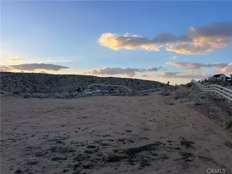 9683 Milpas Dr, Apple Valley, CA 92308 photo 9