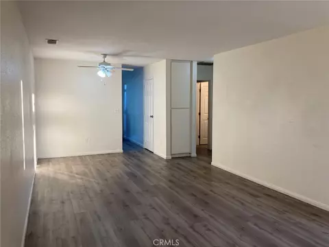 Living - 1131 Barstow Rd, Barstow, CA 92311 photo 2 of 4